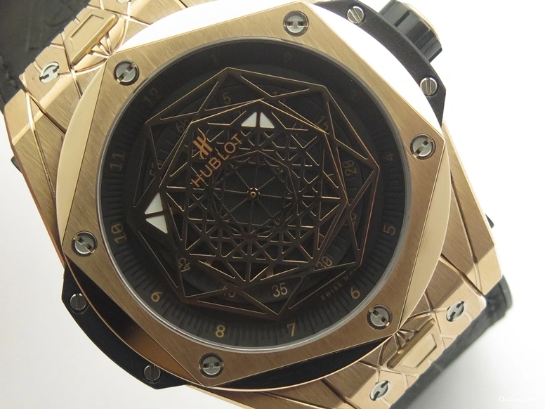 1228 Vibrant Speedmaster JHF SS Snoopy Award 45th Anniversary White Dial On Black Leather Strap 8238